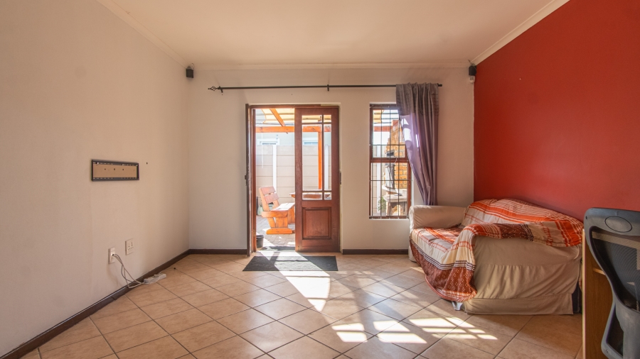 2 Bedroom Property for Sale in Parklands East Western Cape